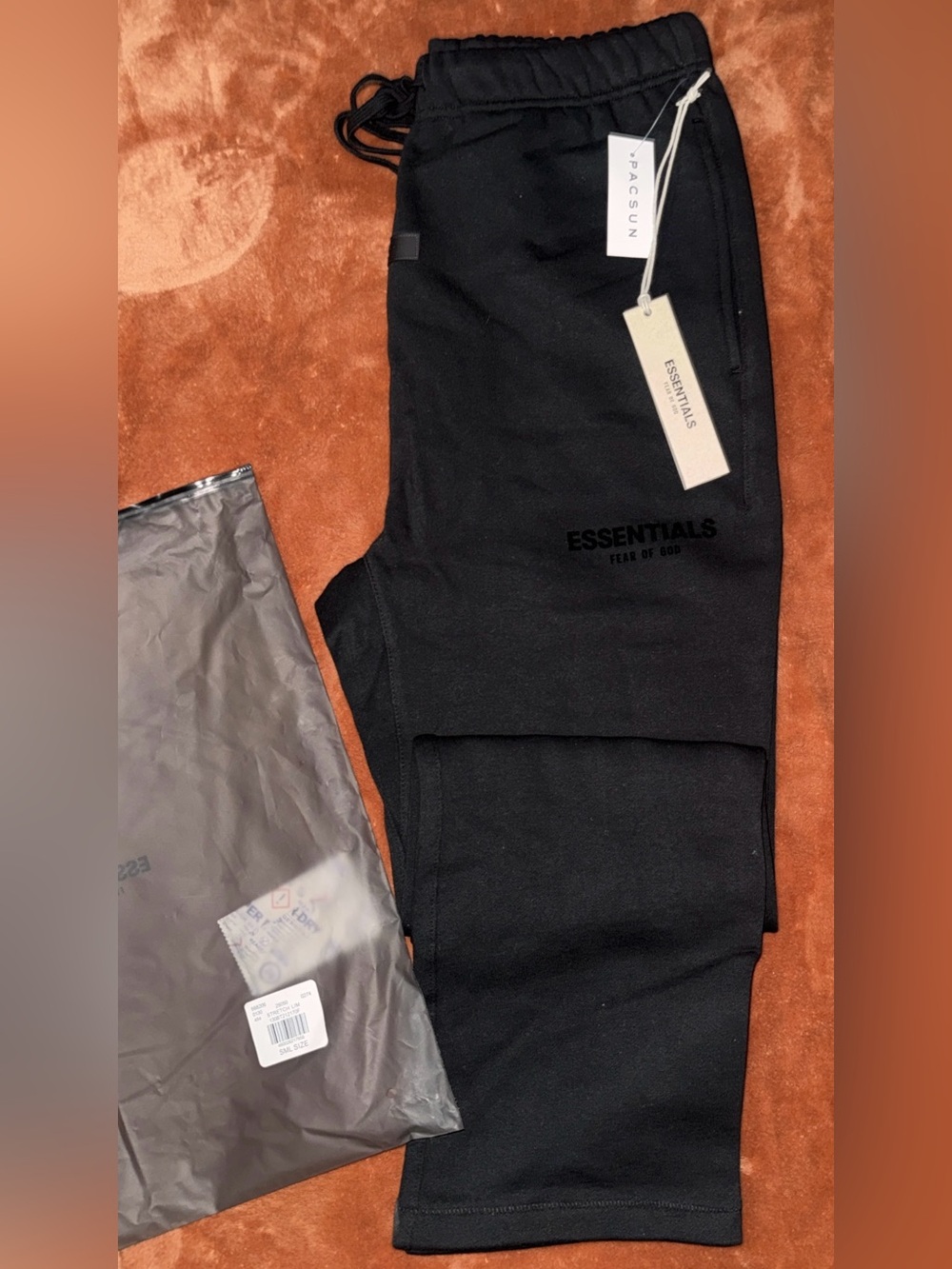 Fear of God Essentials Black Men's Drawstring Sweatpants - Picture 3 of 5